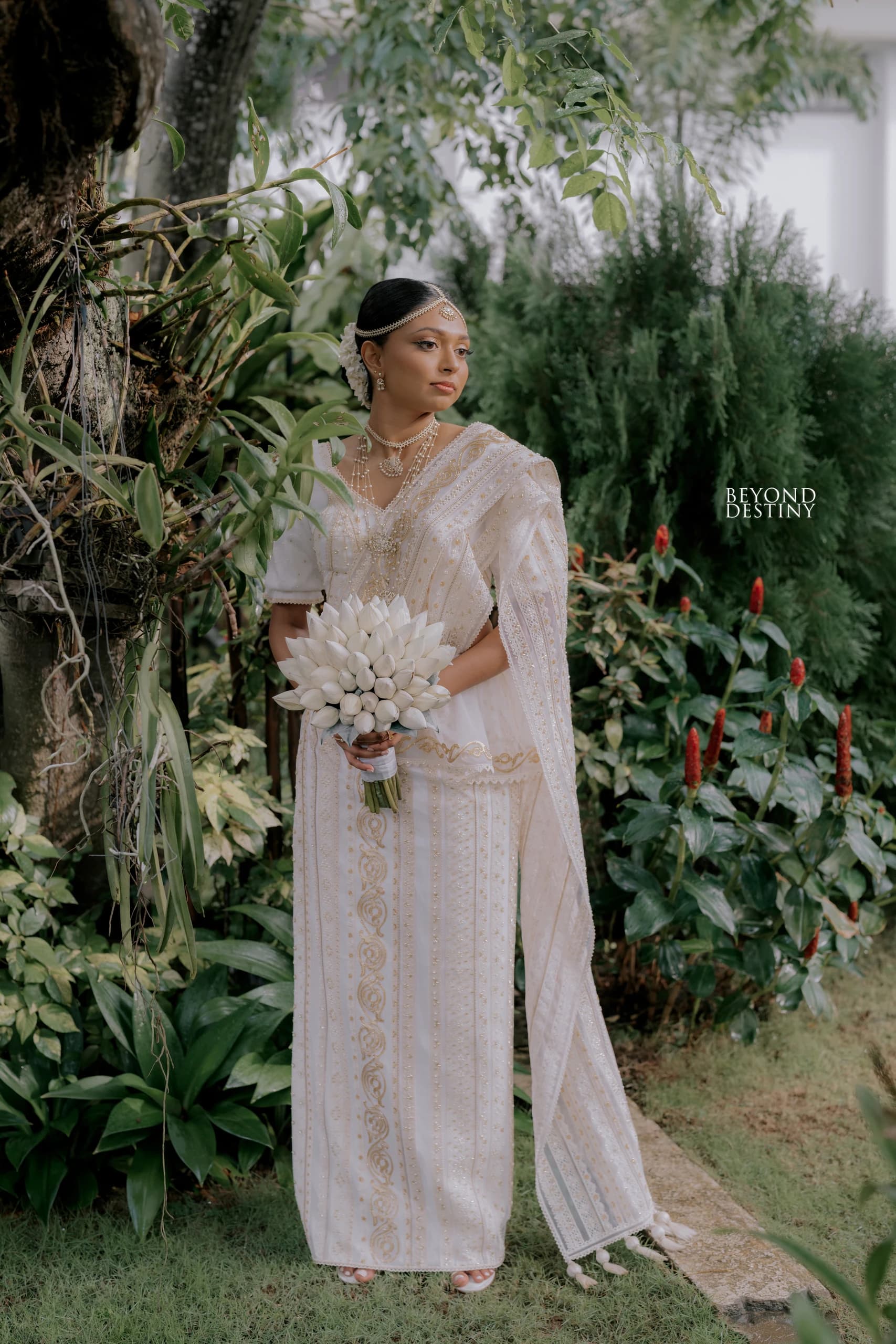 Classic Pintharu bridal couture